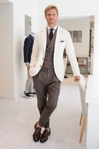 Brown Waistcoat Outfits: For polished style with a twist, choose a brown waistcoat and brown dress pants. Make this outfit more functional by finishing off with dark brown leather double monks.