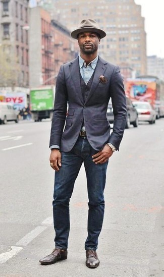 Dark Brown Print Pocket Square Outfits: This off-duty combo of a navy blazer and a dark brown print pocket square can only be described as ridiculously dapper. A pair of dark brown leather derby shoes will put an elegant spin on this ensemble.