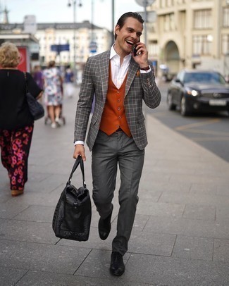 Grey Check Blazer Outfits For Men: A grey check blazer and grey dress pants are among the unshakeable foundations of a solid menswear collection. For an on-trend on and off-duty mix, add a pair of black leather oxford shoes to the equation.