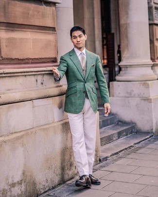 Mint Blazer Outfits For Men: A mint blazer looks so polished when matched with white dress pants for an outfit worthy of a modern gentleman. As for shoes, add dark brown leather derby shoes to this look.
