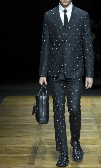 Black Leather Briefcase Outfits: A black and white polka dot blazer and a black leather briefcase are the ideal way to inject subtle dapperness into your daily off-duty rotation. To add a bit of fanciness to this look, complete your ensemble with black and white polka dot leather oxford shoes.