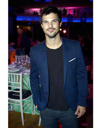 Taylor Lautner wearing Blue Blazer, Black Crew-neck T-shirt, Navy Chinos, White Pocket Square