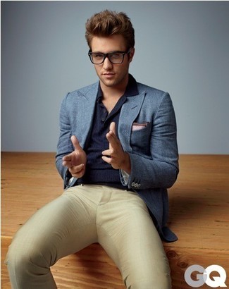 You'll be amazed at how easy it is for any gent to get dressed this way. Just a blue blazer paired with beige chinos.