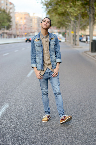 Blue Denim Jacket with Blue Jeans Summer Outfits For Men: Marrying a blue denim jacket and blue jeans will hallmark your expertise in men's fashion even on lazy days. Let your styling chops really shine by complementing this getup with brown leather boat shoes. You totally can keep your cool under the unbearable heat. The proof is right here