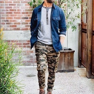 Grey Canvas High Top Sneakers Outfits For Men: Why not rock a blue denim shirt with khaki camouflage cargo pants? As well as very comfortable, both pieces look amazing combined together. A pair of grey canvas high top sneakers easily bumps up the appeal of your outfit.