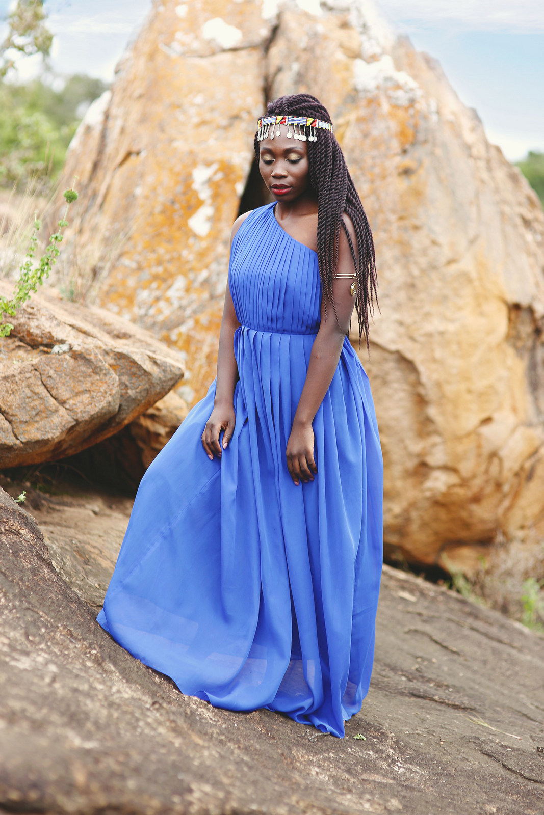 Women s Blue Pleated Evening Dress Multi colored Beaded Headband