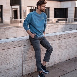 Men's Blue Print Long Sleeve T-Shirt, Navy Plaid Chinos, Navy and White Athletic Shoes