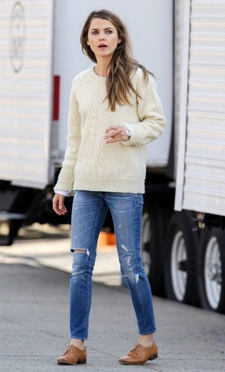 Beige Cable Sweater Outfits For Women: 