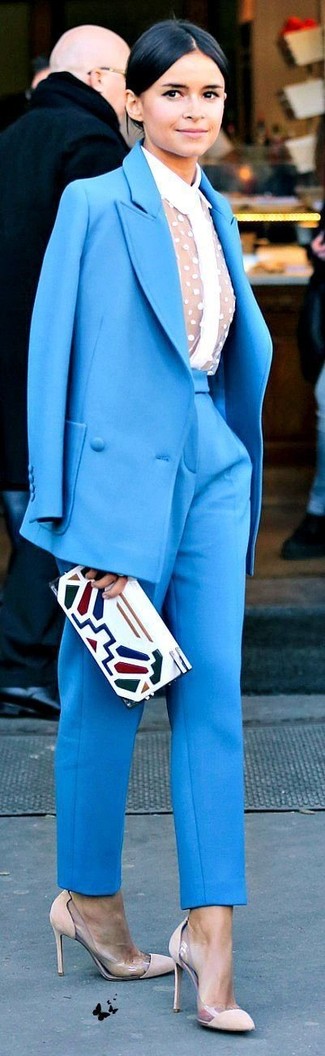 Miroslava Duma wearing Blue Suit, White Lace Dress Shirt, Beige Suede Pumps, White Print Leather Clutch