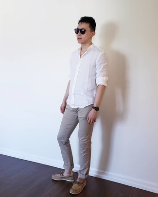 White Linen Long Sleeve Shirt Outfits For Men: 