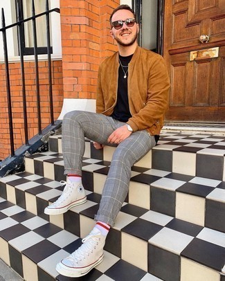 White and Red Socks Outfits For Men: A tobacco suede bomber jacket and white and red socks are a savvy combo to have in your current casual lineup. Tap into some Ryan Gosling dapperness and lift up your ensemble with beige canvas high top sneakers.