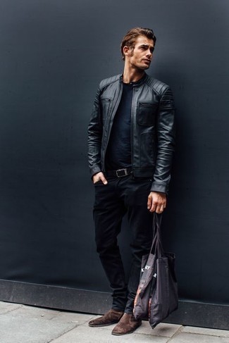 Black Leather Jacket with Black Jeans Outfits For Men: Show off your prowess in men's fashion by wearing this off-duty combination of a black leather jacket and black jeans. Complete your ensemble with dark brown suede chelsea boots for a masculine aesthetic.