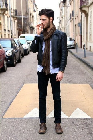 Black Leather Bomber Jacket Outfits For Men: A black leather bomber jacket and black skinny jeans are amazing menswear staples that will integrate really well within your current off-duty fashion mix. Finishing off with a pair of dark brown leather casual boots is a fail-safe way to bring a little zing to this ensemble.