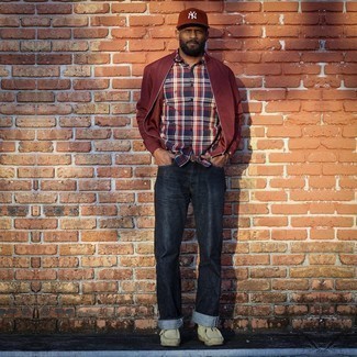 Burgundy Print Baseball Cap Outfits For Men: You'll be amazed at how extremely easy it is for any guy to put together an edgy outfit like this. Just a burgundy bomber jacket married with a burgundy print baseball cap. You could perhaps get a little creative on the shoe front and smarten up your outfit by finishing off with a pair of beige suede desert boots.