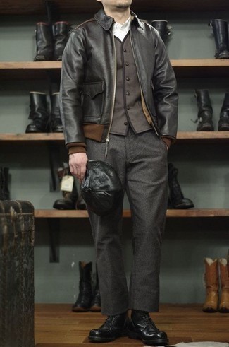 Grey Wool Chinos Outfits: A black leather bomber jacket and grey wool chinos? It's easily a wearable look that you can rock on a day-to-day basis. Turn up the formality of your look a bit with black leather casual boots.