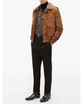 Dark Brown Suede Bomber Jacket Outfits For Men: Dress in a dark brown suede bomber jacket and black dress pants for polished style with a fashionable spin. Throw a pair of black leather chelsea boots in the mix for maximum effect.
