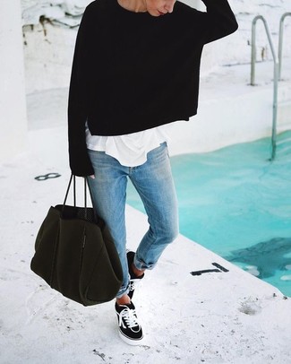 Black Oversized Sweater Outfits: 