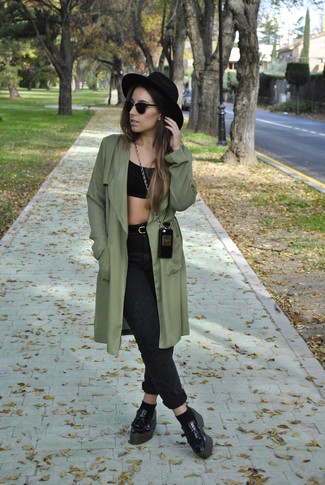 Charcoal Boyfriend Jeans Outfits: 