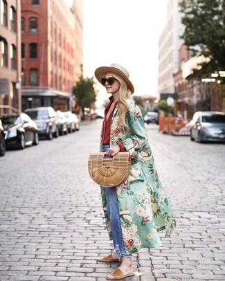 Beige Straw Hat Outfits For Women: 
