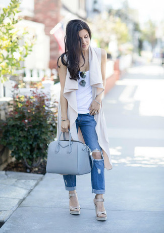Light Blue Leather Tote Bag Outfits: 
