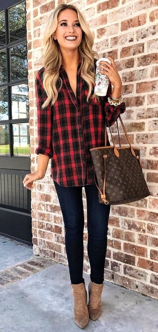 Women's Dark Brown Print Leather Tote Bag, Brown Suede Ankle Boots, Navy Skinny Jeans, Red and Black Plaid Dress Shirt