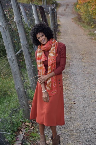 Orange Silk Scarf Outfits For Women: 
