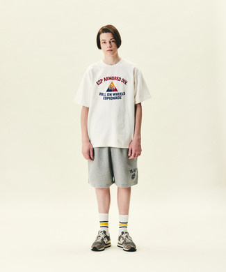 Men's White Horizontal Striped Socks, Brown Athletic Shoes, Grey Sports Shorts, White Print Crew-neck T-shirt