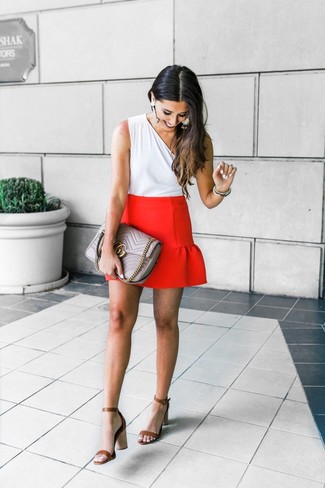 Red Mini Skirt Outfits: 