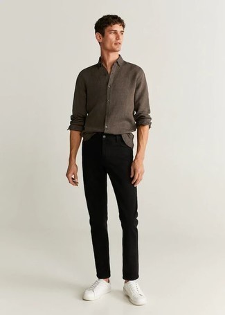 Brown Long Sleeve Shirt Outfits For Men: A brown long sleeve shirt and black jeans are amazing menswear must-haves that will integrate well within your off-duty rotation. Introduce a pair of white canvas low top sneakers to the mix and off you go looking spectacular.