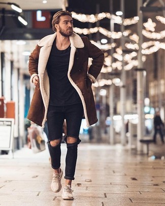 Men's Brown Shearling Coat, Black Crew-neck T-shirt, Black Ripped Jeans, Beige Athletic Shoes