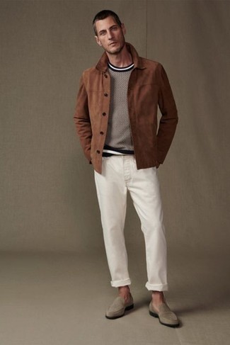 Tan Suede Loafers Outfits For Men: Why not rock a brown suede shirt jacket with white jeans? These pieces are totally functional and look amazing together. Give an elegant twist to an otherwise standard outfit by sporting a pair of tan suede loafers.
