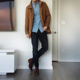 Light Blue Chambray Long Sleeve Shirt Outfits For Men: A light blue chambray long sleeve shirt and black jeans are a good combination to add to your daily off-duty rotation. Dark brown suede chelsea boots will instantly polish up even your most comfortable clothes.