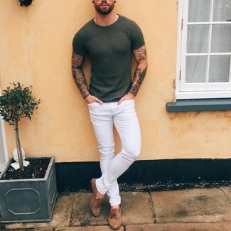 Dark Green Crew-neck T-shirt Outfits For Men: 