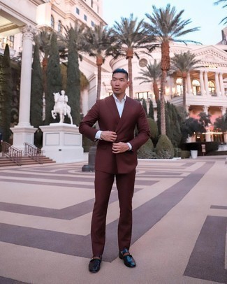 Brown Suit Summer Outfits: To look like a perfect gentleman, wear a brown suit with a white dress shirt. Wondering how to finish off? Complement this ensemble with black leather loafers to jazz things up.