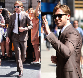Ryan Gosling wearing Brown Suit, White Dress Shirt, Burgundy Leather Derby Shoes, Black Tie