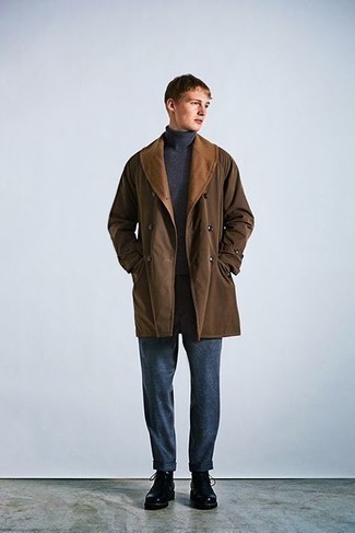 Men's Brown Trenchcoat, Charcoal Turtleneck, Charcoal Chinos, Black Leather Casual Boots