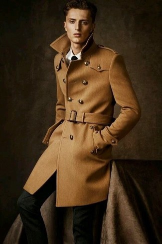 Brown Trenchcoat Outfits For Men: You'll be amazed at how easy it is to put together this sophisticated menswear style. Just a brown trenchcoat and black dress pants.
