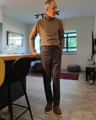 Brown Suede Loafers Outfits For Men: Wear a brown turtleneck and dark brown dress pants for incredibly sharp style. Grab a pair of brown suede loafers et voila, the getup is complete.