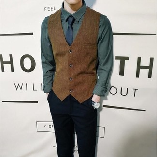 Brown Waistcoat Outfits: For rugged elegance with a modern spin, you can easily dress in a brown waistcoat and black chinos.