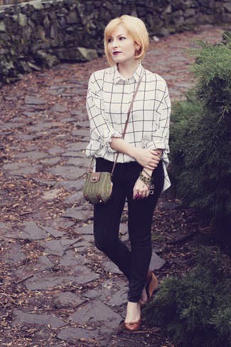 Olive Crossbody Bag Outfits: 