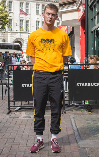 Orange Print Crew-neck T-shirt Outfits For Men: 