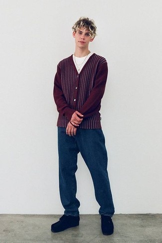 Black Suede Desert Boots Outfits: A burgundy cardigan and navy jeans make for the ultimate laid-back outfit for any gentleman. All you need now is a great pair of black suede desert boots.
