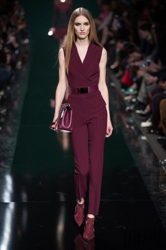 Red Suede Pumps Outfits: Reach for a burgundy jumpsuit for a relaxed casual getup with a clear fashion twist. Add a dash of refinement to this look by finishing with red suede pumps.