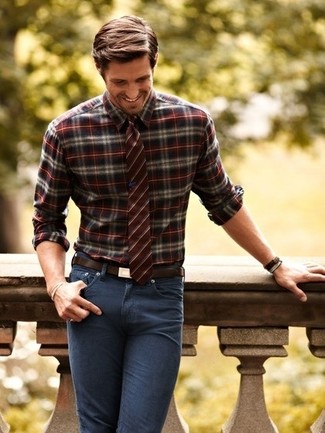 Red and Navy Plaid Long Sleeve Shirt Outfits For Men: Why not team a red and navy plaid long sleeve shirt with charcoal skinny jeans? As well as very comfortable, both of these pieces look nice when married together.