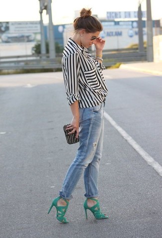 White and Black Vertical Striped Button Down Blouse Outfits: Rock a white and black vertical striped button down blouse with blue ripped boyfriend jeans for a trendy and edgy ensemble. You can get a bit experimental on the shoe front and finish off with green suede heeled sandals.