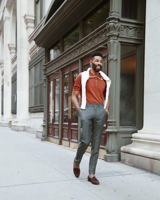 Tobacco Polo Outfits For Men: A smart casual combination of a tobacco polo and grey dress pants can maintain its relevance in many different circumstances. Ramp up the dressiness of this outfit a bit by sporting dark brown suede tassel loafers.