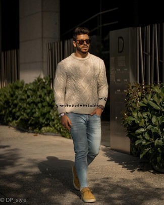 Men's White Cable Sweater, Light Blue Skinny Jeans, Mustard Canvas Low Top Sneakers, Dark Brown Sunglasses