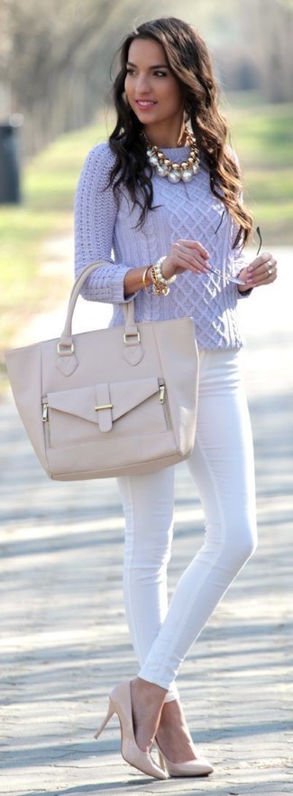 Women's Light Violet Cable Sweater, White Skinny Jeans, Beige Leather Pumps, Beige Leather Tote Bag