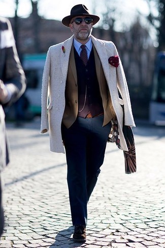 Burgundy Polka Dot Tie Outfits For Men After 60: 