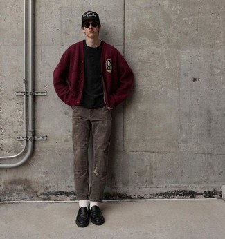 Loafers Outfits For Men: The perfect choice for a killer relaxed getup? A burgundy print cardigan with dark brown ripped jeans. And if you wish to effortlessly step up your look with shoes, why not complement your outfit with a pair of loafers?